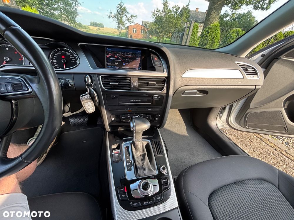 Audi A4 Avant 2.0 TDI Multitronic - 17