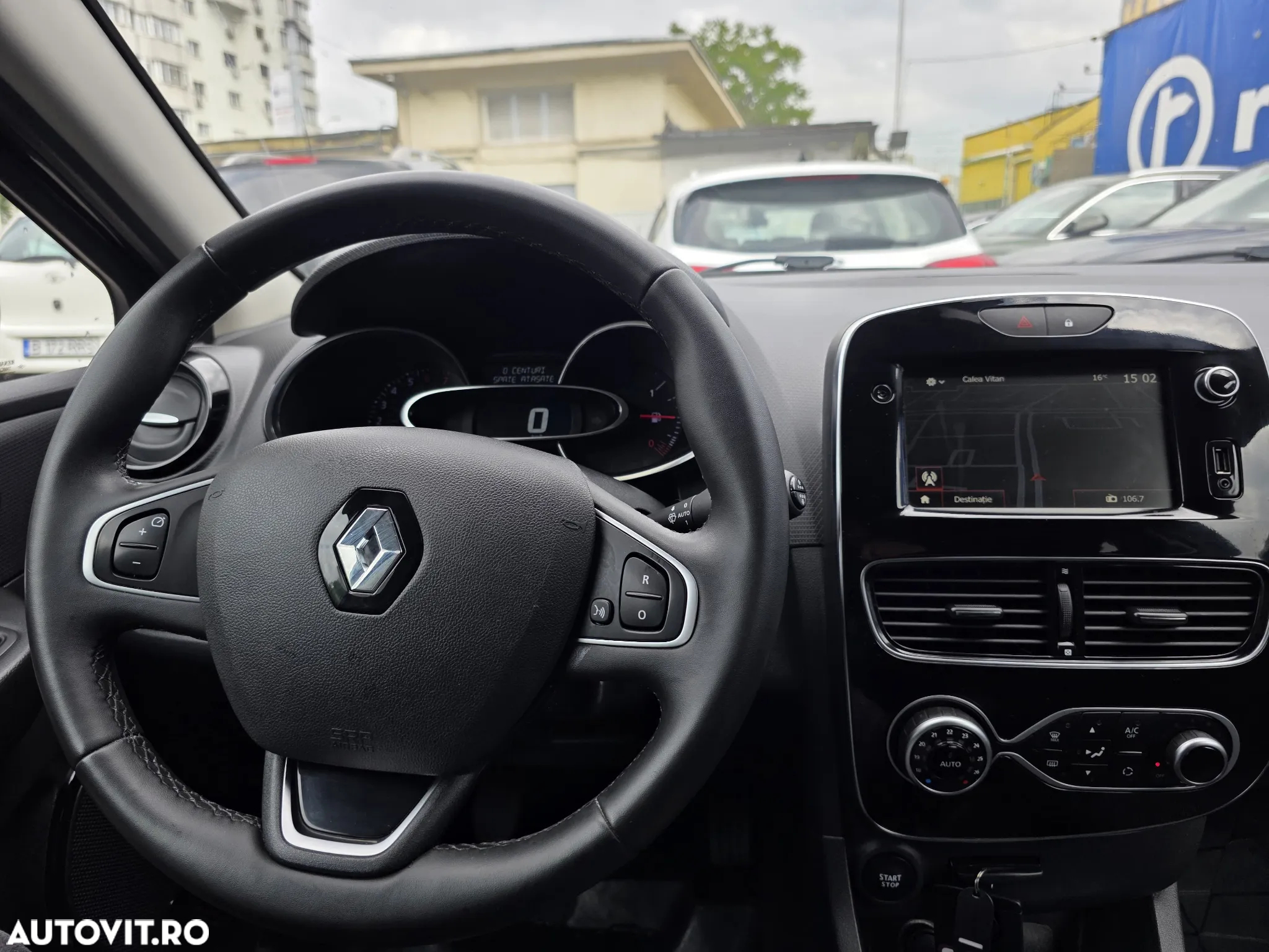 Renault Clio Estate Energy TCe Zen - 9