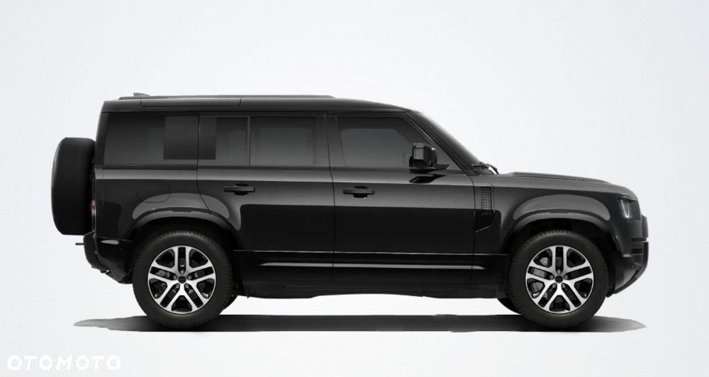 Land Rover Defender - 2