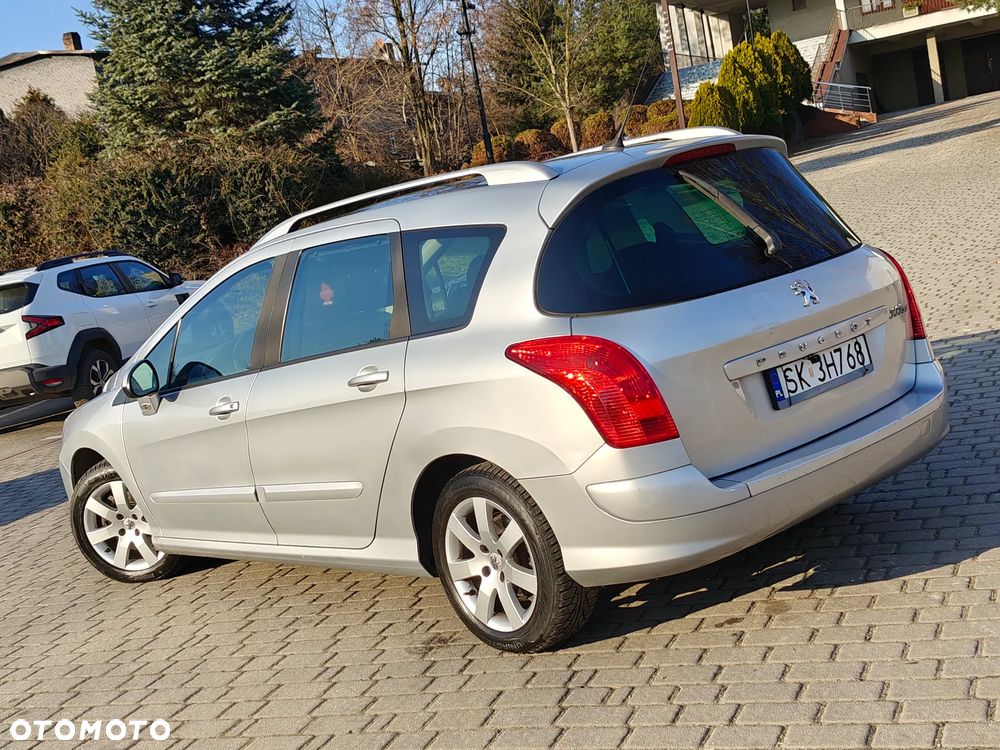Peugeot 308 1.6 Premium - 6