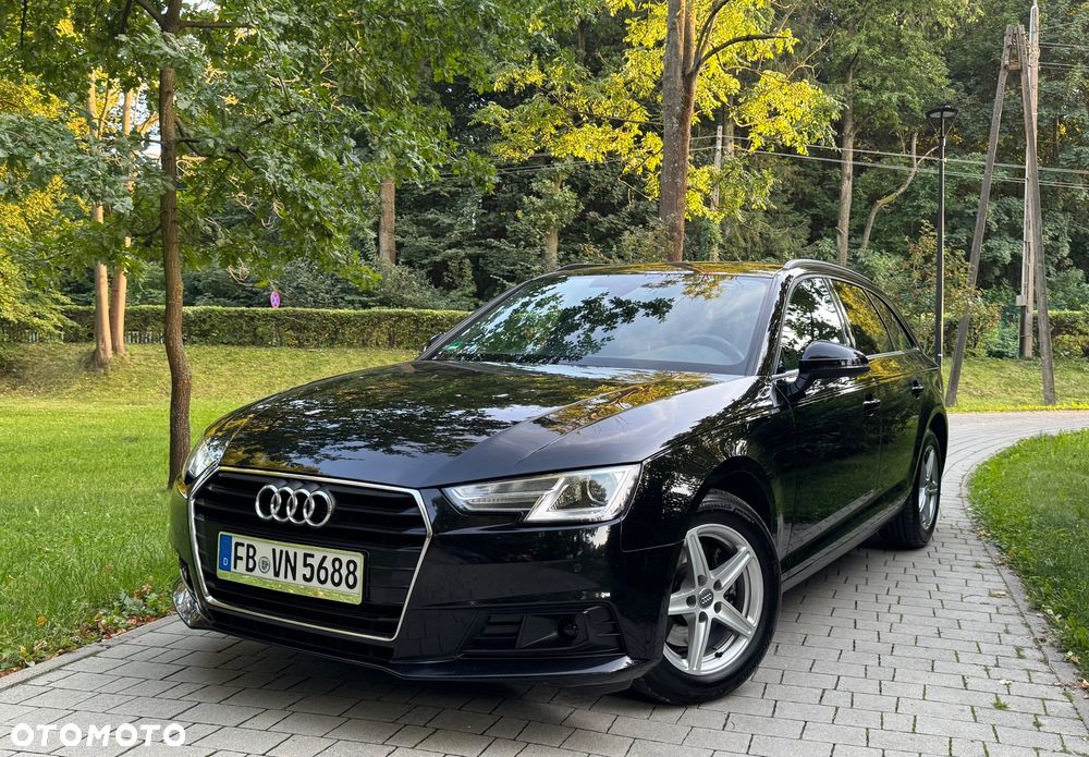 Audi A4 Avant 35 TDI S tronic design - 2