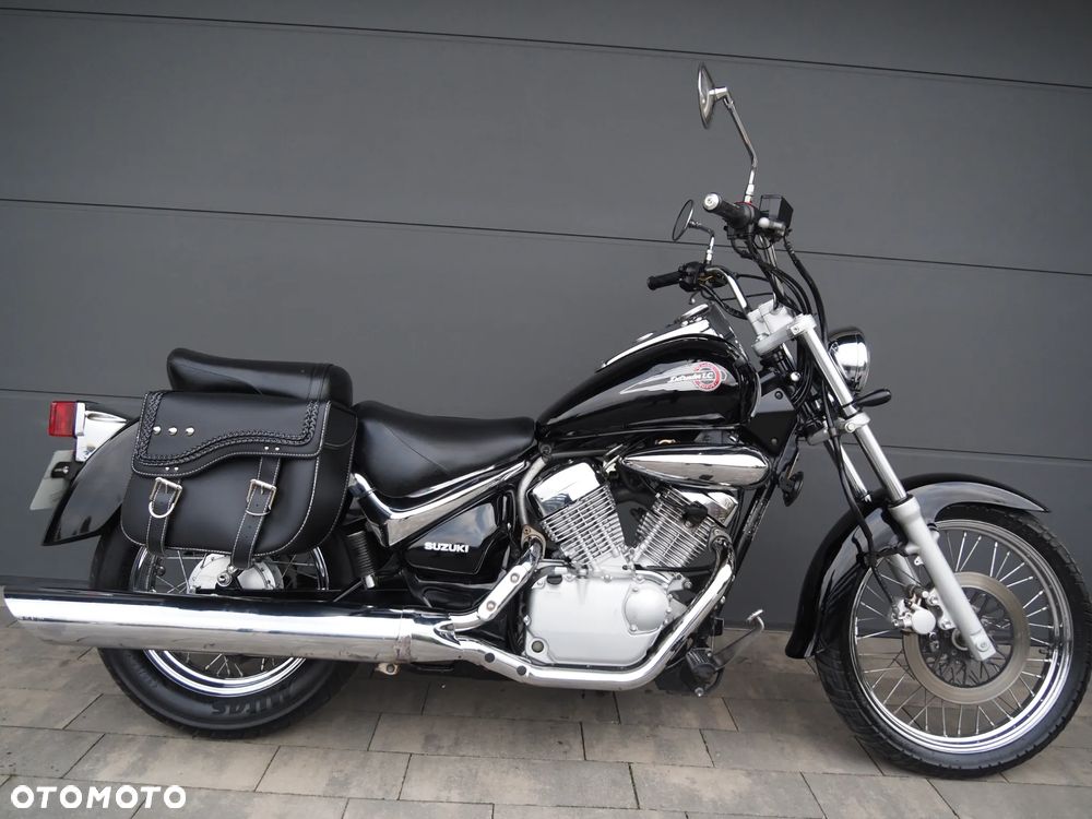Suzuki Intruder - 2