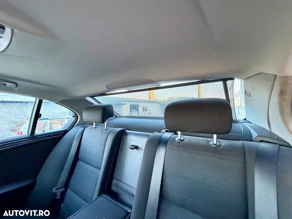 BMW Seria 5 520d Aut. Edition Lifestyle - 29