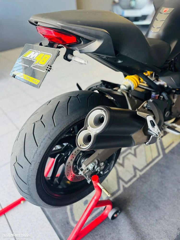 Ducati Monster - 12