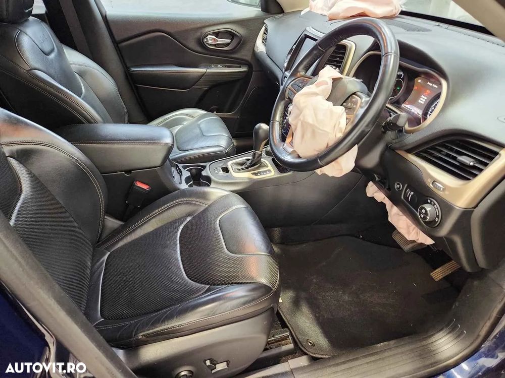 Dezmembram Jeep Cherokee KL 2.2 CRDI - 3