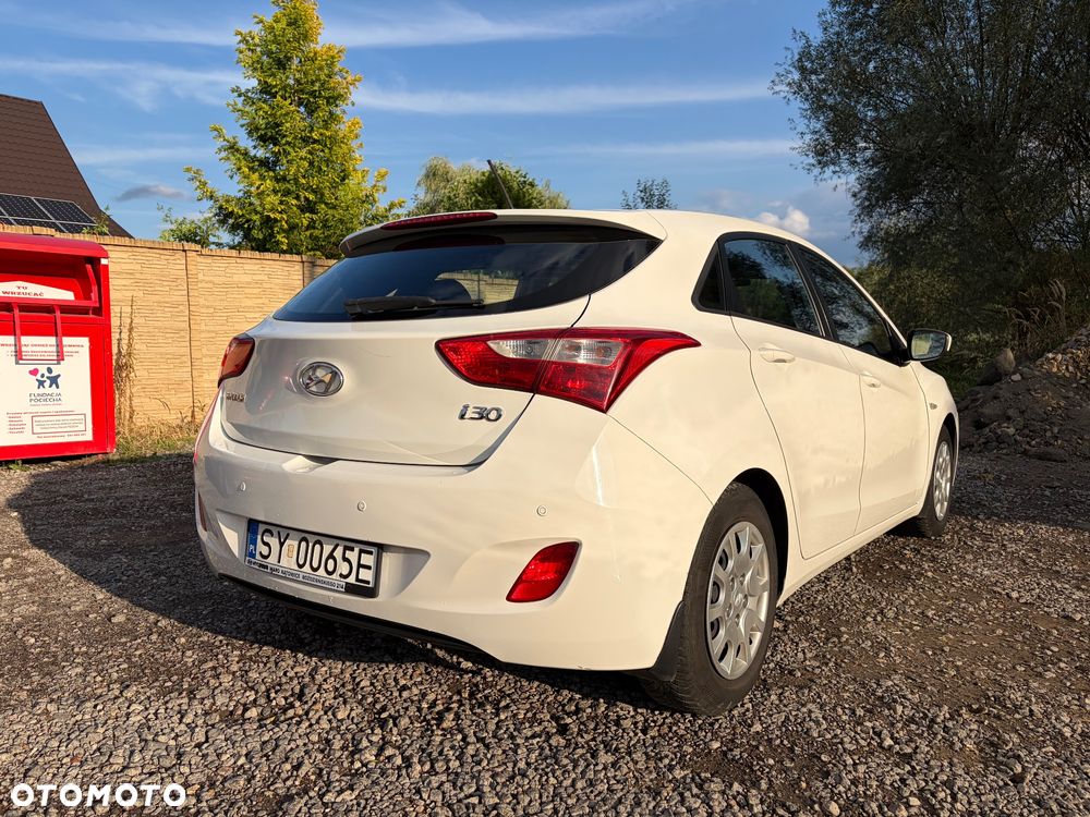Hyundai i30 1.6 Classic + - 6