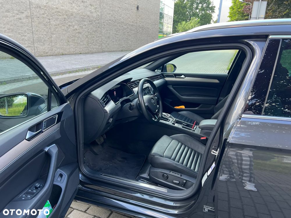 Volkswagen Passat 2.0 TDI SCR DSG Highline - 8