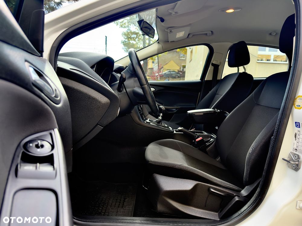 Ford Focus - 19