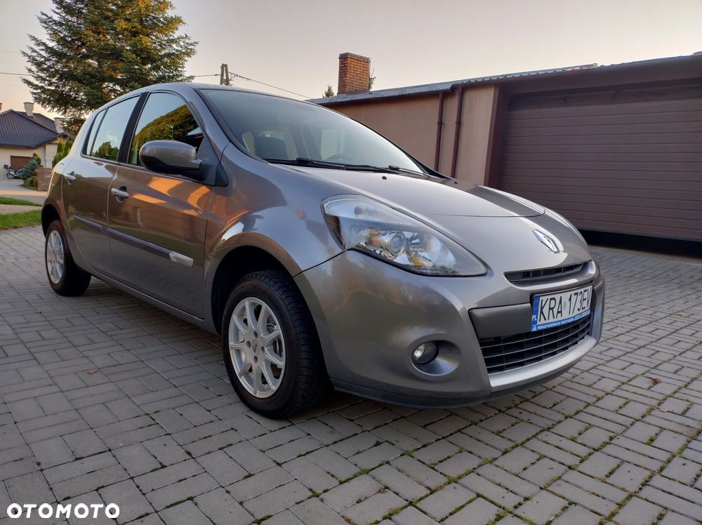 Renault Clio 1.2 16V 75 Dynamique - 17