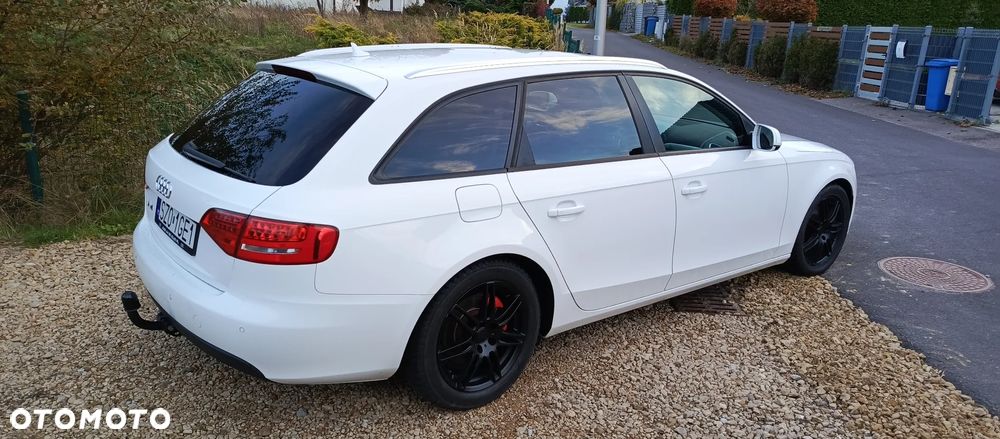 Audi A4 Avant - 4