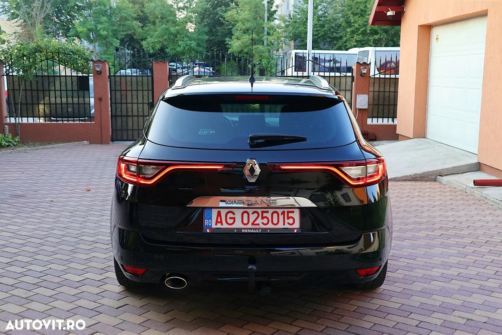 Renault Megane ENERGY dCi 110 Start & Stop Bose Edition - 5