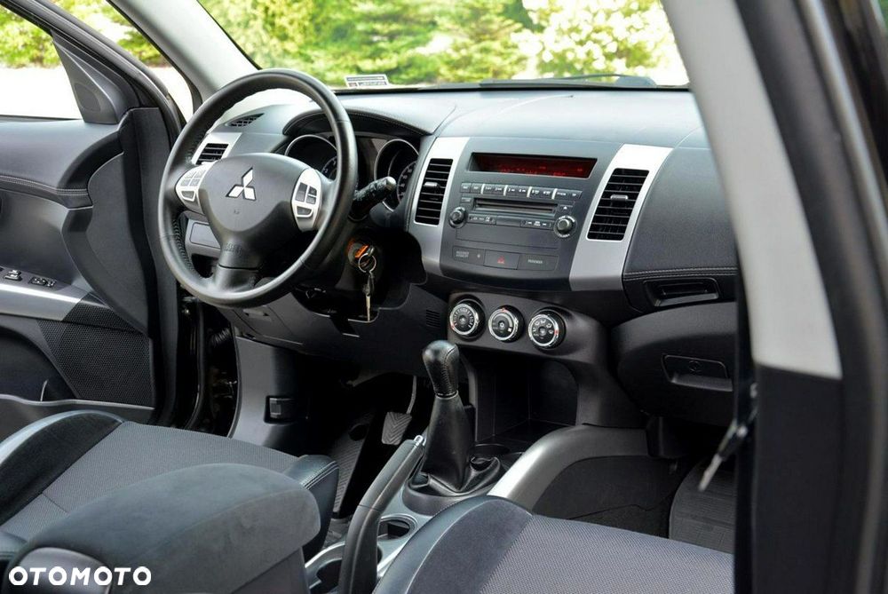 Mitsubishi Outlander 2.0 2WD Edition - 22