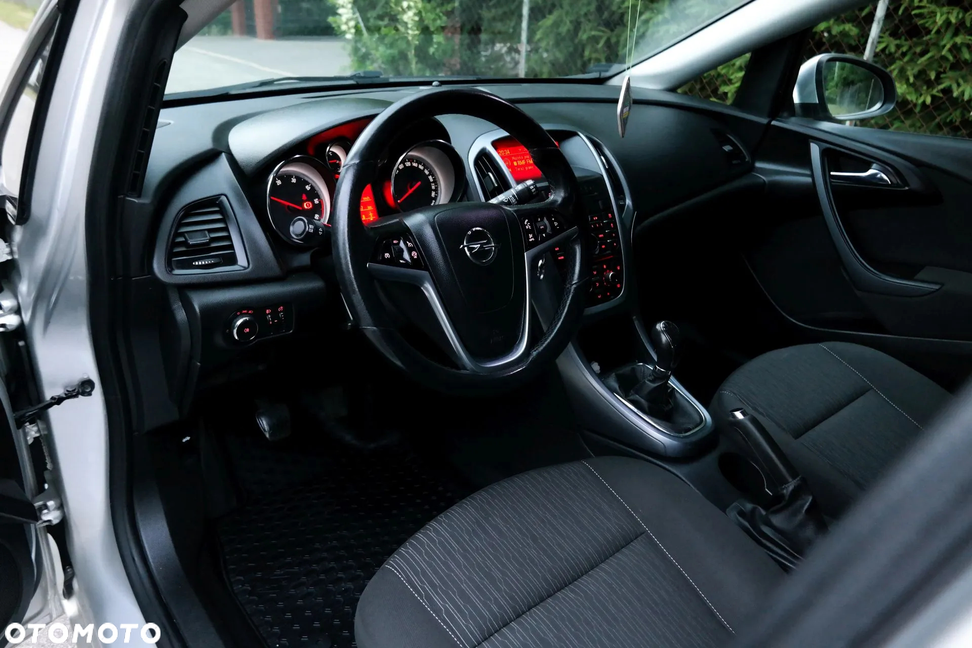 Opel Astra V 1.6 CDTI Dynamic - 11