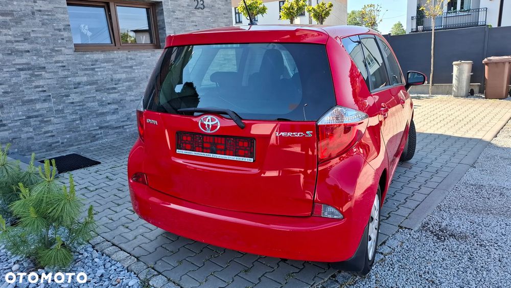 Toyota Verso S 1.33 VVT-i Comfort - 10