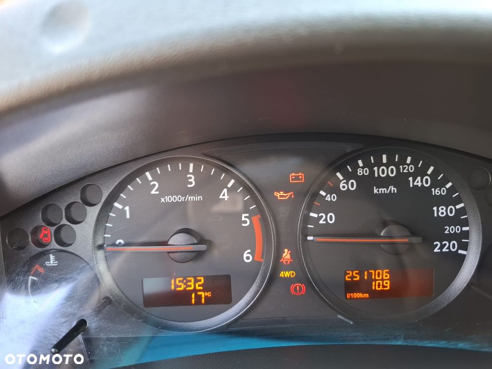 Nissan Navara 2.5 D FE - 11