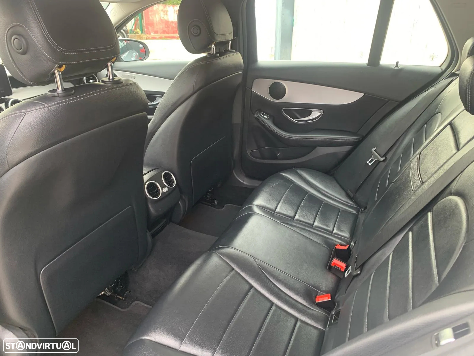 Mercedes-Benz C 300 BlueTEC Hybrid Avantgarde - 11