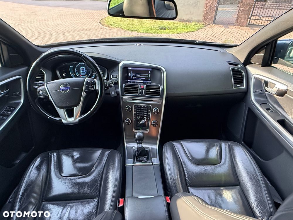 Volvo XC 60 D3 Momentum - 22