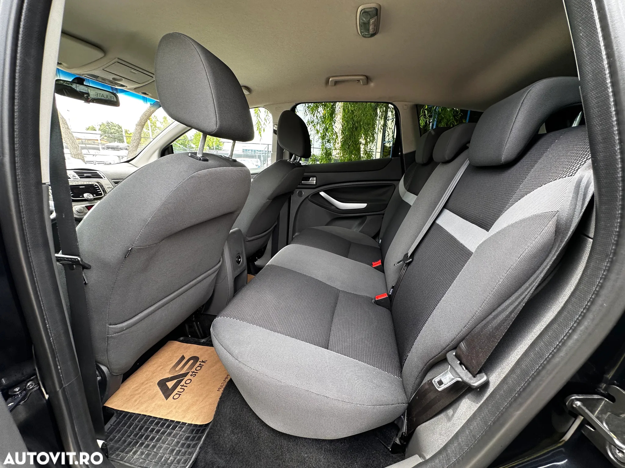 Ford Kuga 2.0 TDCi 2WD Trend - 18