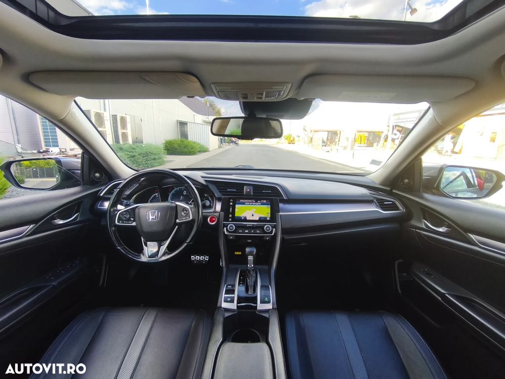 Honda Civic 1.5 VTEC Turbo CVT Executive - 2