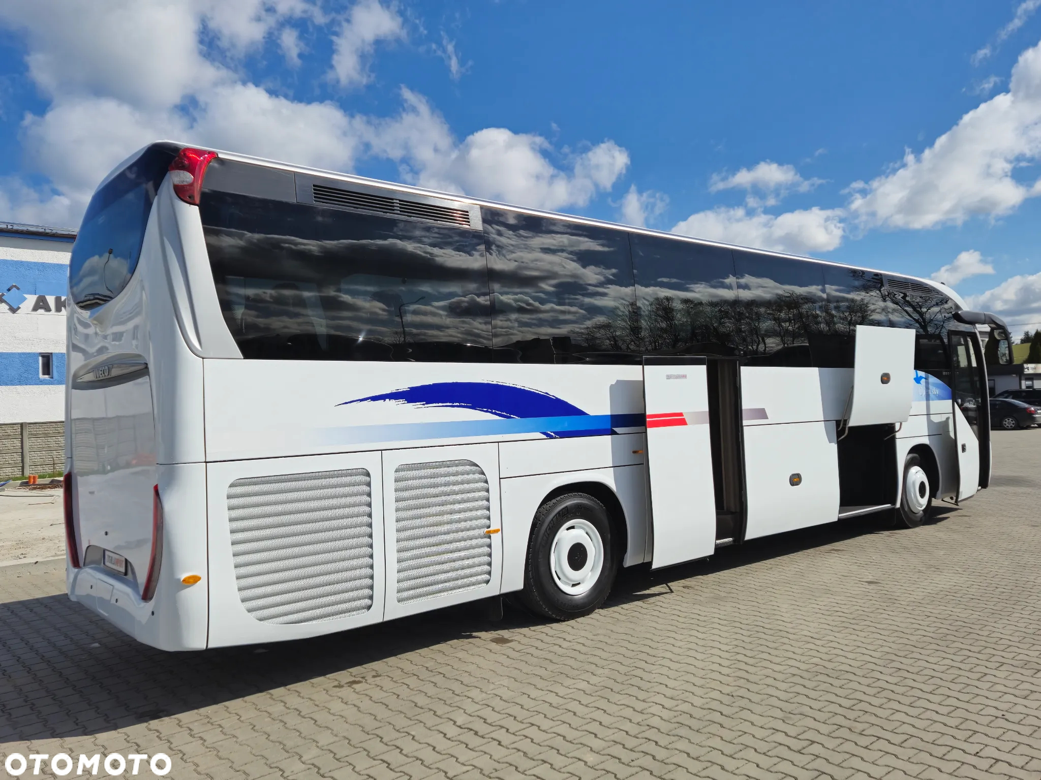 Iveco MAGELYS HD / SPROWADZONY / SPROWADZONY Z FRANCJI/ MANUAL/ PANORAMA DACH / EURO 6 - 13