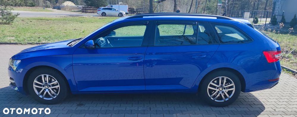 Skoda Superb 1.5 TSI ACT Active DSG - 35