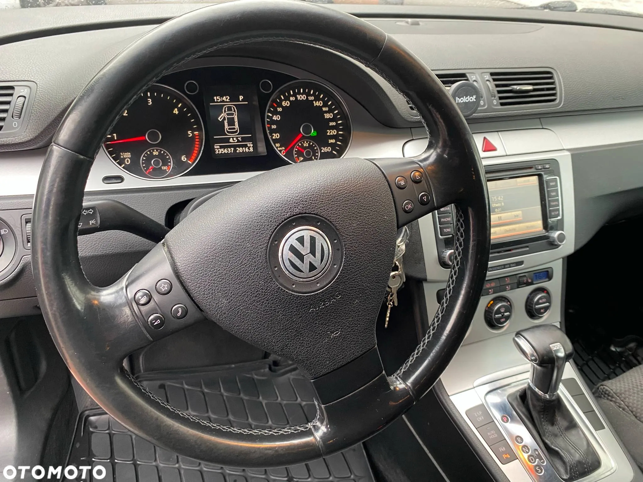 Volkswagen Passat 2.0 TDI DPF Sportline DSG - 14