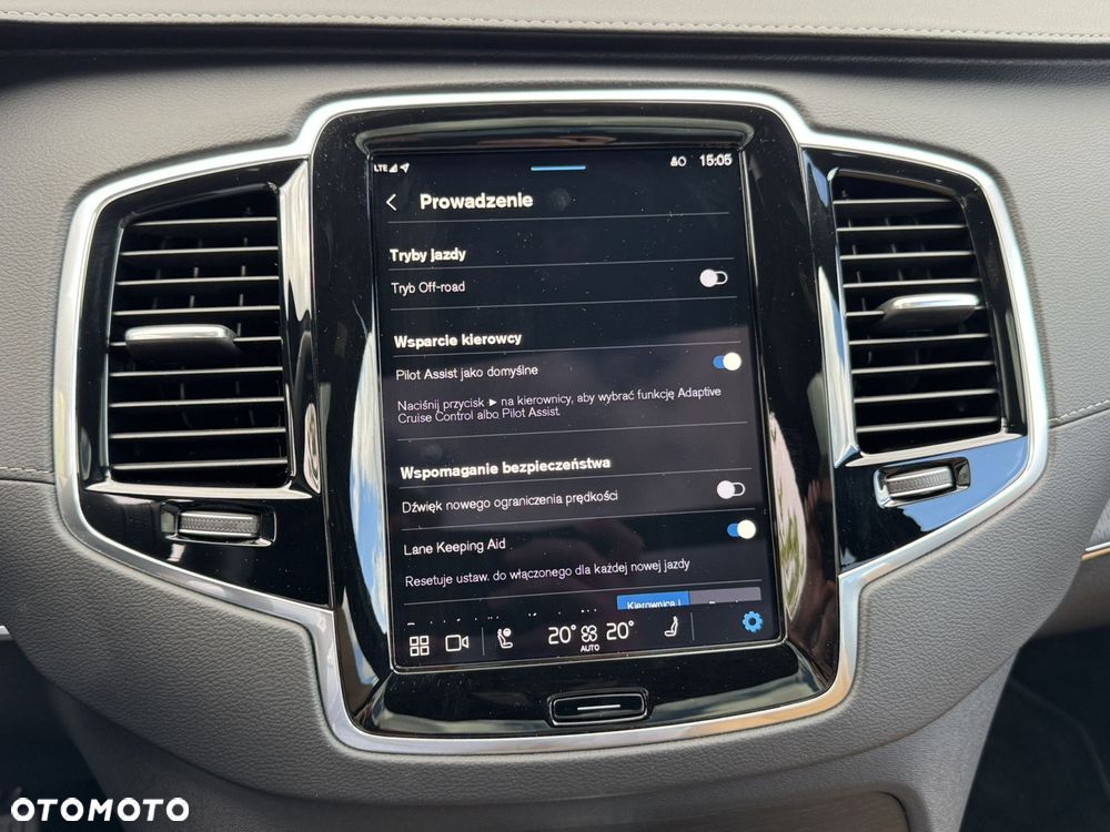 Volvo XC 90 - 21