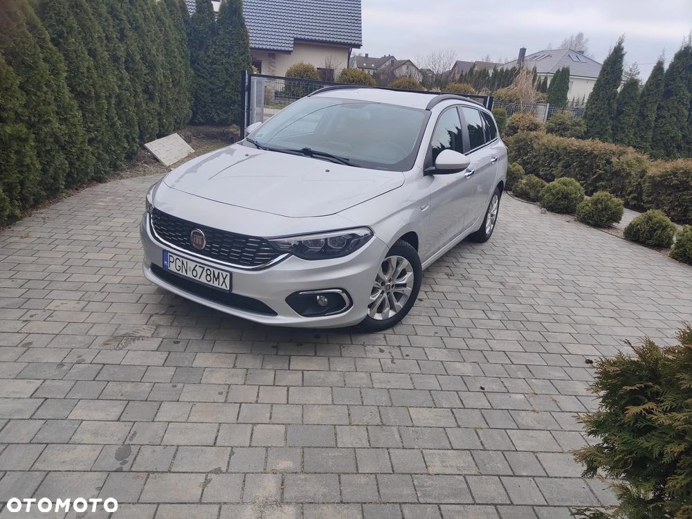 Fiat Tipo 1.4 T-Jet Business Line - 1