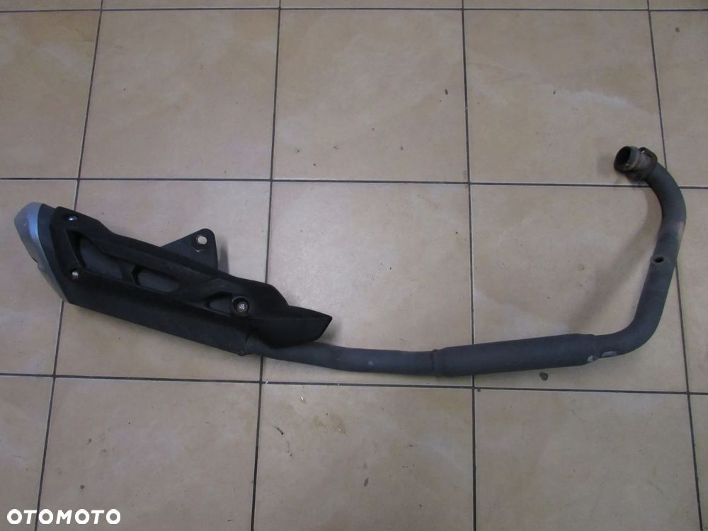 Benelli BN 125 tłumik wydech - 1