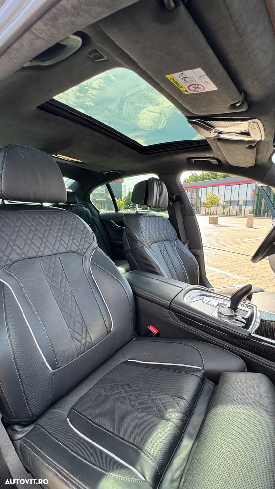 BMW Seria 7 730d MHEV - 15