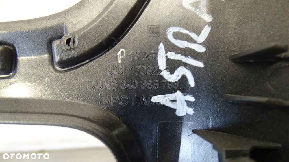 DEKOR KONSOLI RAMKA OPEL ASTRA J 1.7CDTI 13257562 - 9