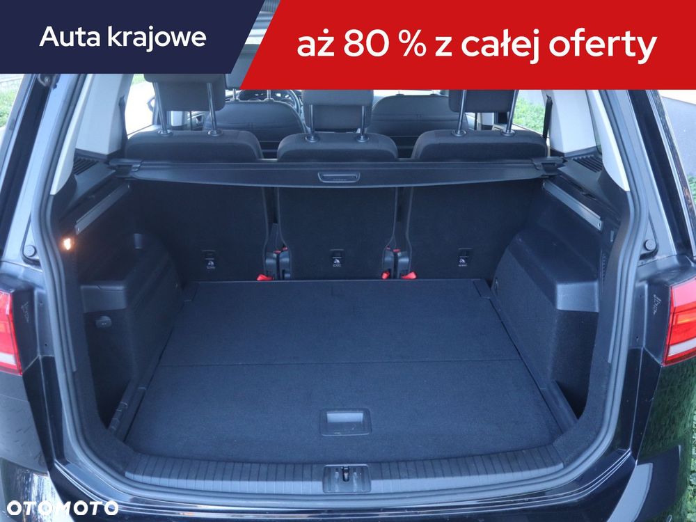 Volkswagen Touran - 15