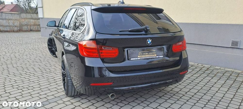 BMW Seria 3 318d Modern Line - 24