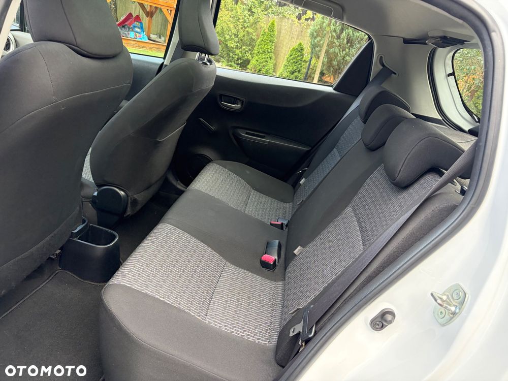 Toyota Yaris 1.33 Selection Passion - 38