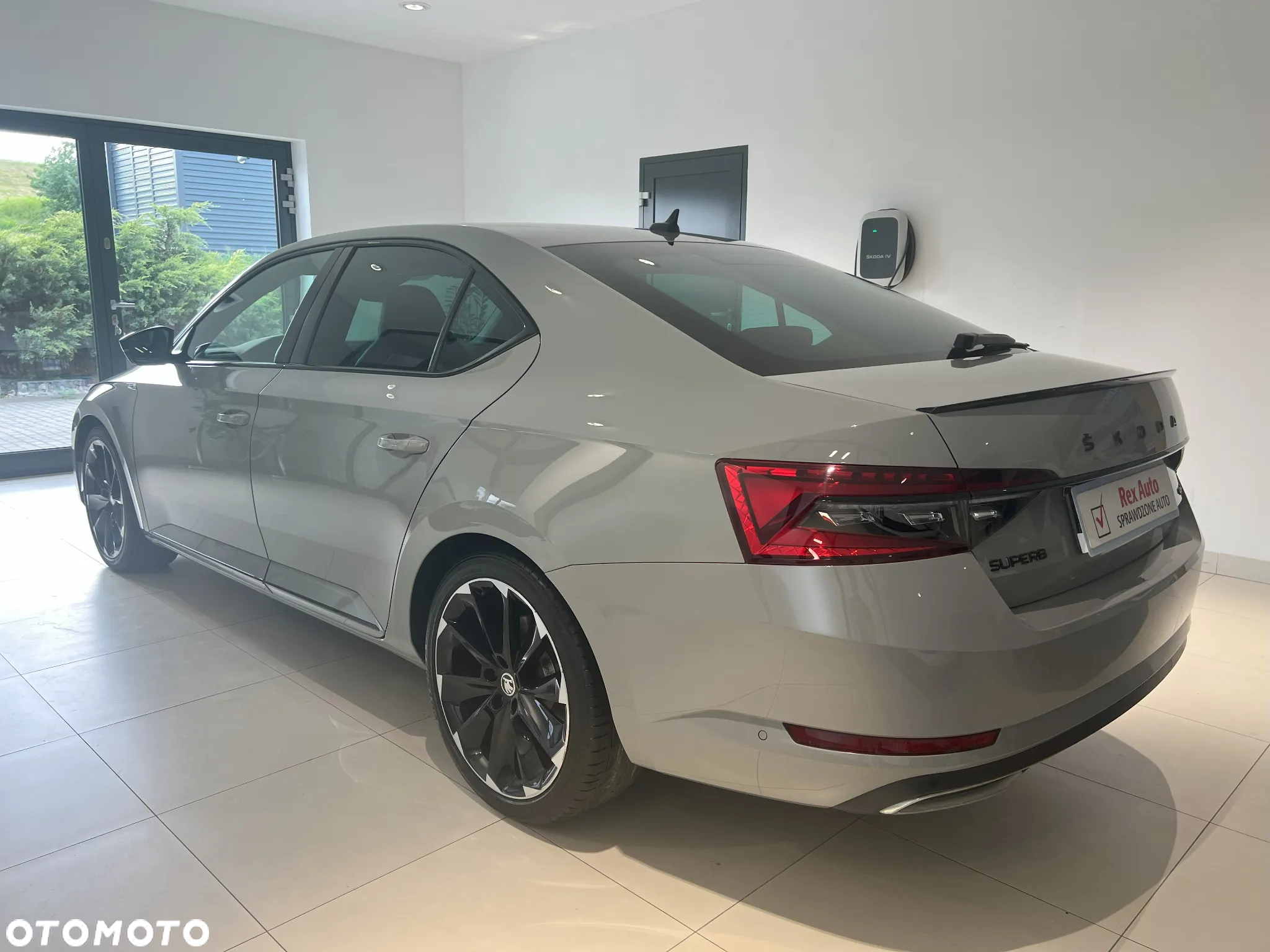 Skoda Superb 2.0 TDI SCR 4x4 Sportline DSG - 9