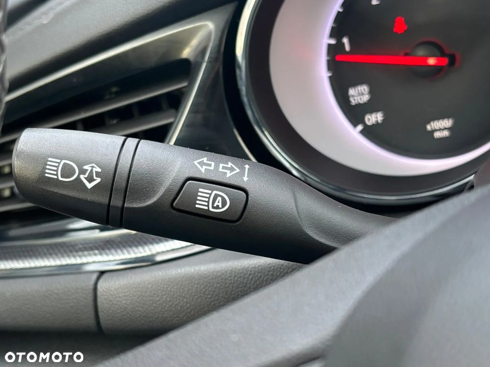 Opel Insignia 1.5 Business Elegance - 15