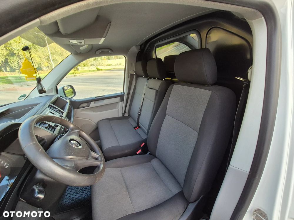 Volkswagen Transporter T6 - 17