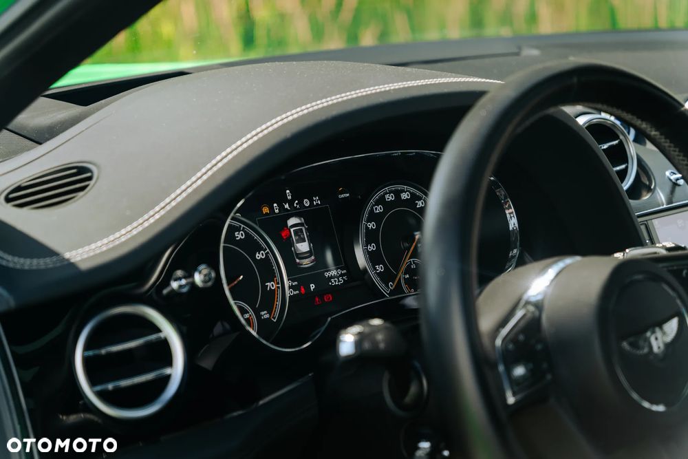 Bentley Bentayga V8 - 17