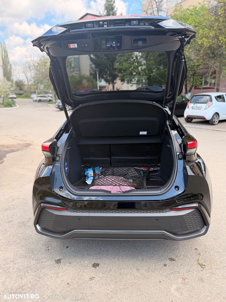 Toyota C-HR 2.0 Hybrid AWD GR SPORT Edition - 8