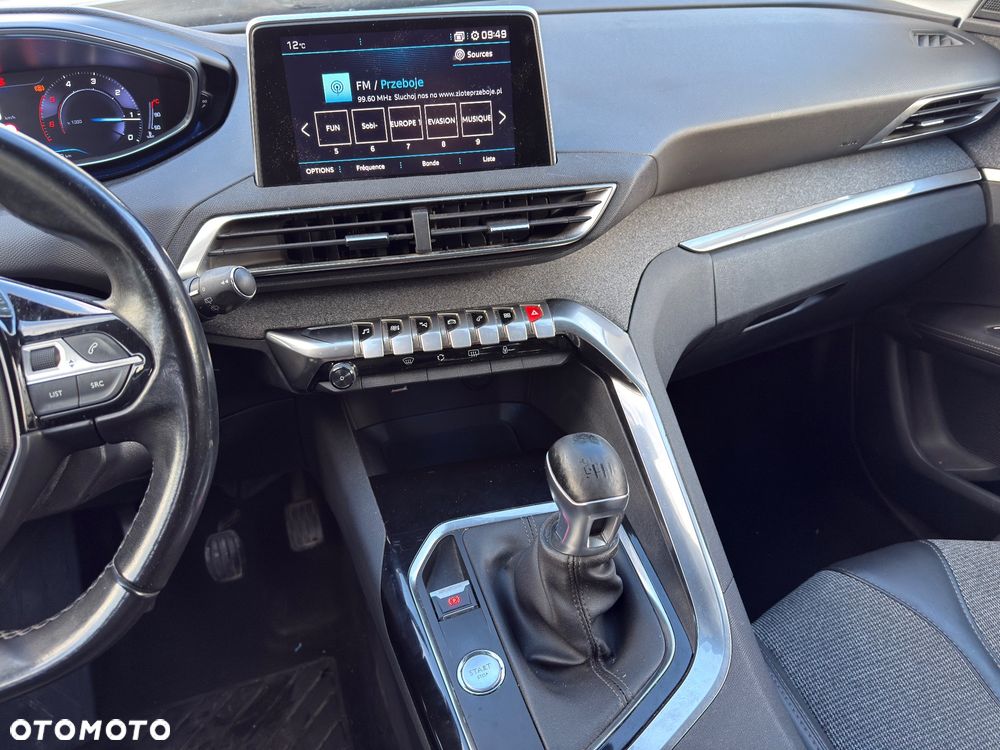 Peugeot 3008 HDi FAP 150 Premium - 24