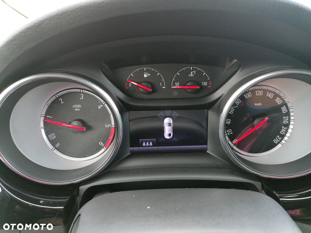 Opel Astra 1.6 CDTI Elite S&S - 10