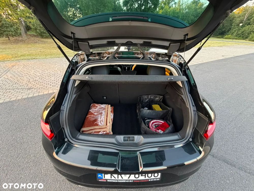 Renault Megane TCe 140 GPF EDC INTENS - 27