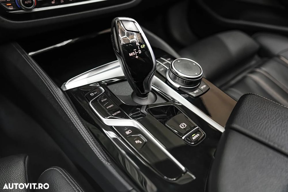 BMW Seria 5 530e Aut. M Sport Edition - 37