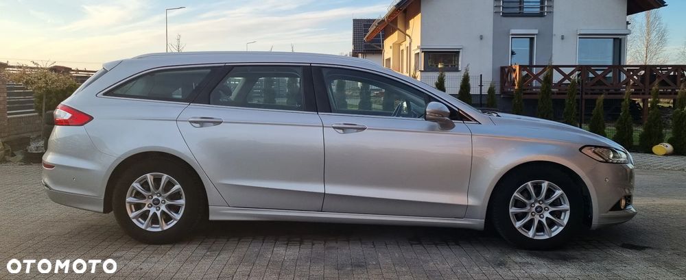 Ford Mondeo 2.0 TDCi STart-Stopp Titanium - 4