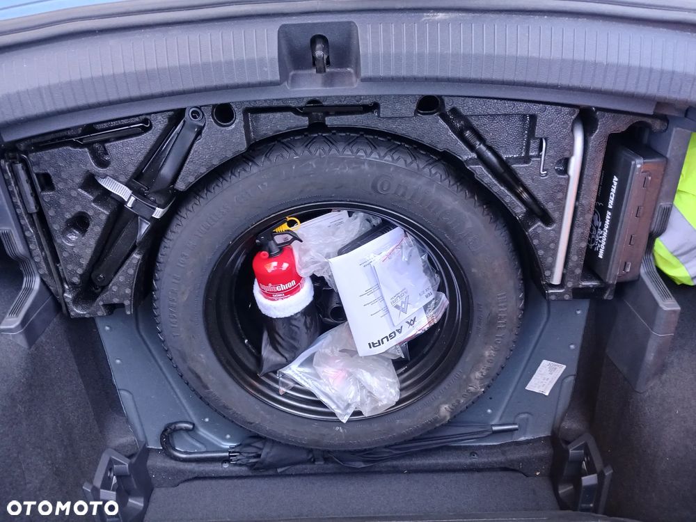 Volkswagen Tiguan - 13