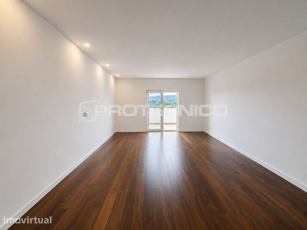 T2 com Excelentes Áreas - Urb. Souto do Rio - Grande imagem: 4/23