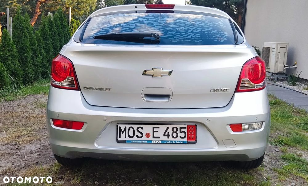 Chevrolet Cruze - 25