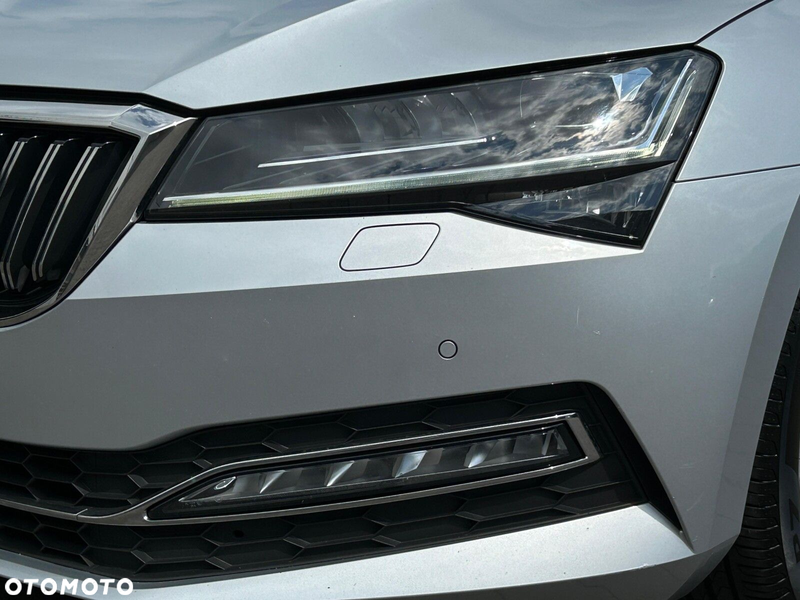 Skoda Superb 2.0 TDI SCR Style DSG - 37
