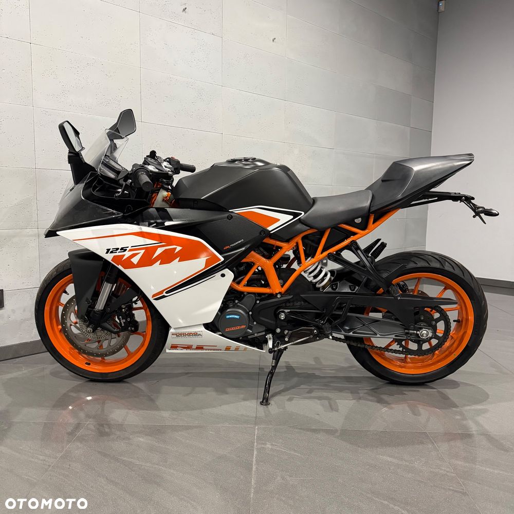 KTM RC 125 - 10