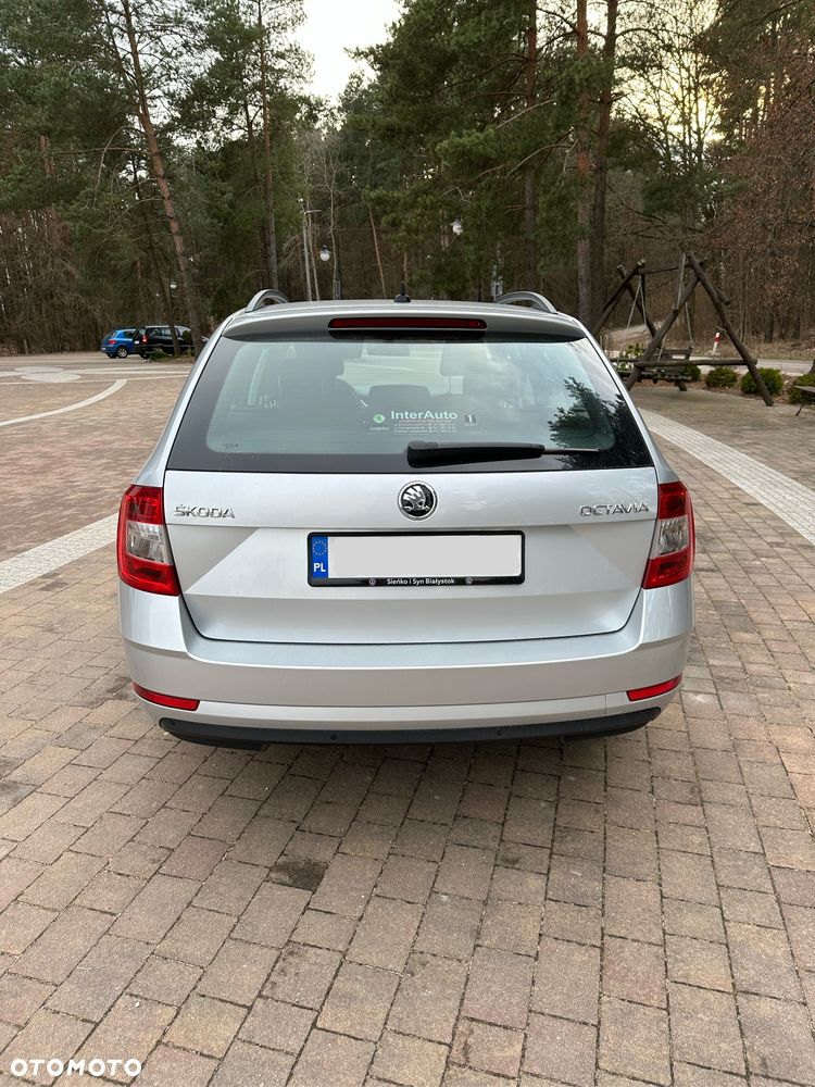 Skoda Octavia 1.6 TDI Ambition - 6